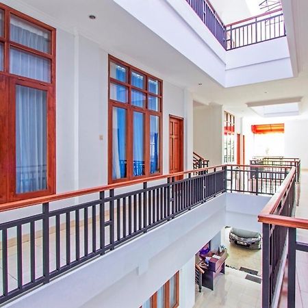 Reddoorz @ Plemburan Hotel Sleman  Buitenkant foto