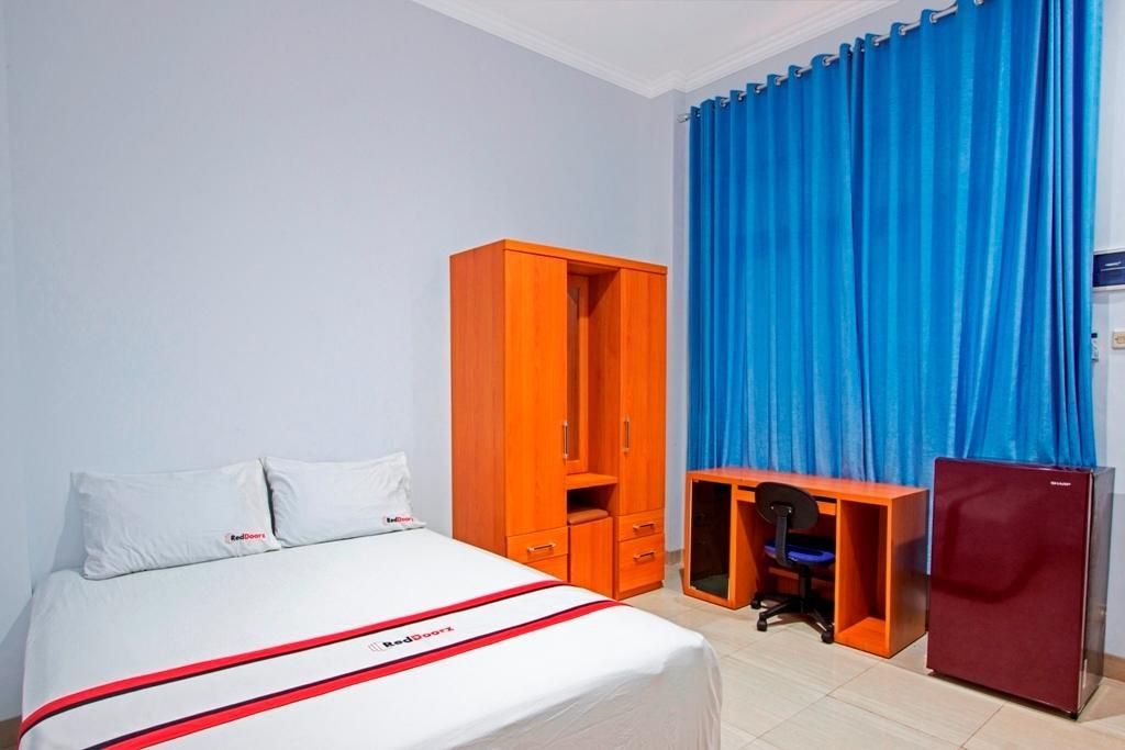 Reddoorz @ Plemburan Hotel Sleman  Buitenkant foto