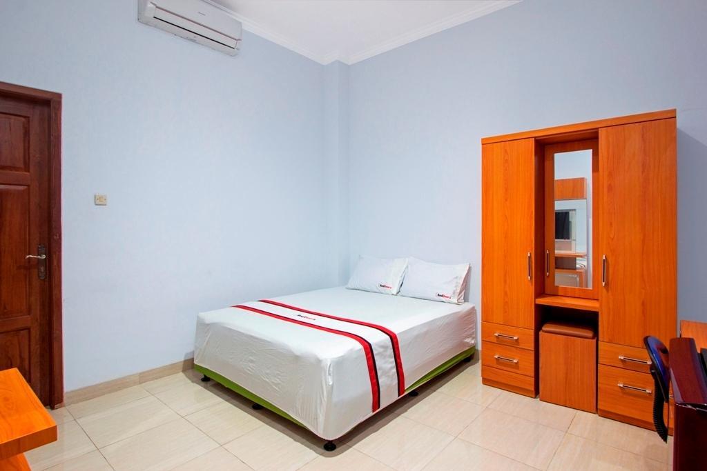 Reddoorz @ Plemburan Hotel Sleman  Buitenkant foto
